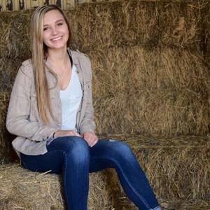 Meet your Posher, Hannah